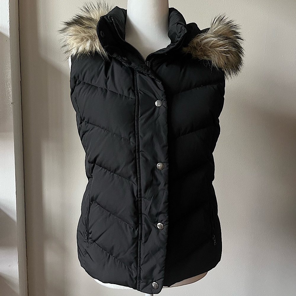 GAP Quilted Vest with Faux Fur-Lined Hood